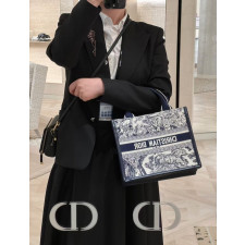 디올 Dior Book Tote 미디엄 백 M1324CETL_M35I 26cm 36cm