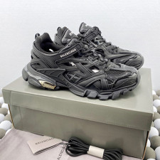 [Balenciaga] 발렌시아가 트랙 로우탑 스니커즈Track 4.0 검정