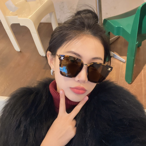 [선글라스] CELINE 2025 신상 선글라스 여성 셀린느 CL4S398F