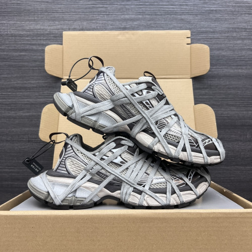 [Balenciaga] 발렌시아가 3XL 트랙 트레이닝 운동 디펜더 스니커즈 정품급 원본 1:1 회색