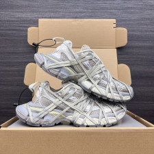 [Balenciaga] 발렌시아가 3XL 트랙 트레이닝 운동 디펜더 스니커즈 정품급 원본 1:1 베이지