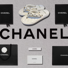 [샌들/슬리퍼] CHANEL 23P 팬더샵신발 플립플랍 크루즈슈즈 샤넬트위드 쪼리 CC로고 화이트