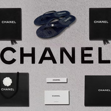 [샌들/슬리퍼] CHANEL 24S 팬더샵신발 플립플랍 크루즈슈즈 샤넬트위드 패션뮬슬리퍼 CC로고