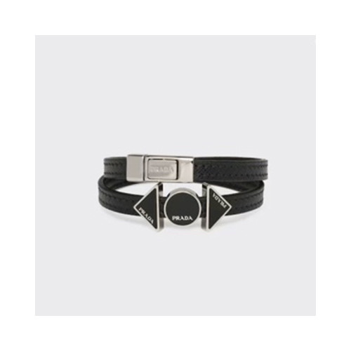 [남성팔찌] PRADA 신상 빈티지 패션 프라다악세사리 팔찌