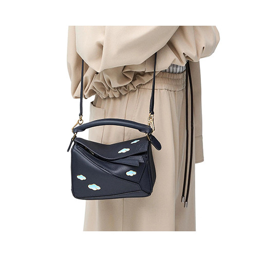 [LOEWE] 여성백 로에베 레더 클러치 퍼즐숄더백 (정품급) 061838A