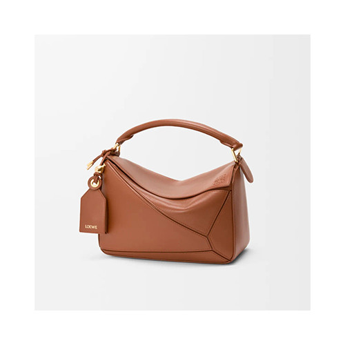 [LOEWE] 여성백 로에베 페더라이트 퍼즐가방 나파 램스킨숄더백  (정품급) 062502