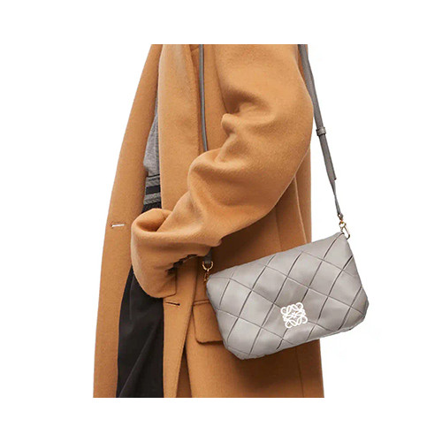 [LOEWE] 여성백 로에베 고야 퍼퍼 Puffer Goya 크로스핸드백 (정품급) 062465