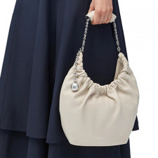 [LOEWE] 여성백 로에베 스퀴즈백 멜로우 나파램스킨 크림슨 레더숄더백(정품급) 652329