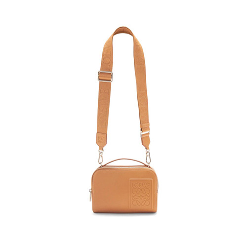 [LOEWE] 남여공용 로에베 레더 클러치 아나그램 크로스핸드백 (정품급) 062399