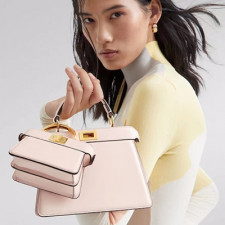 [FENDI] 여성백 펜디 피카부 쁘띠 패딩나파핸드백 레더 토트백 8336