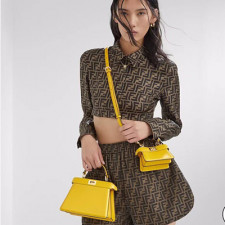 [FENDI] 여성백 펜디 피카부 쁘띠 패딩나파핸드백 레더 토트백 8336