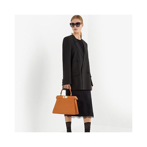 [FENDI] 여성백 펜디 피카부 쁘띠 패딩나파핸드백 레더 토트백 8321