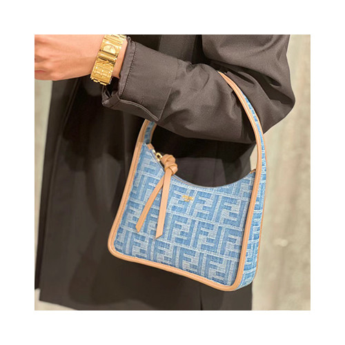 [FENDI] 여성백 펜디 Fendessence 실루엣 미니 숄더백 1065