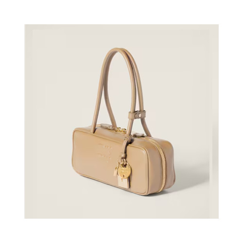 [MIUMIU] 여성백 Beau Bag 아방뛰르 미우미우 보 가죽 탑핸들토트백