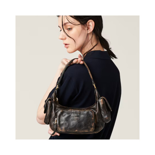 [MIUMIU] 여성백 Pocket Bag  미우미우 나파 가죽 포켓 탑핸들토트백