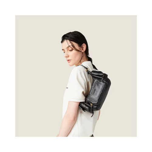 [MIUMIU] 여성백 Pocket Bag  미우미우 나파 가죽 포켓 탑핸들토트백