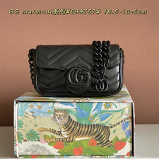 [GUCCI] 여성백 GG Marmont Bag 구찌 크로스 마몽 빈티지 숄더백 699757
