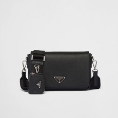 [PRADA] 남성백 FW25 BAG 프라다 사피아노 테수토 가죽 숄더백 2VD059